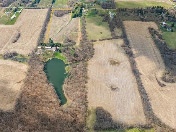 N 200 E, Albion, IN 46701