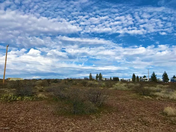 14242 S State Route 69, Mayer, AZ 86333