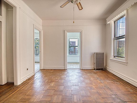 3rd image of 1318 Croes Ave Floor 2