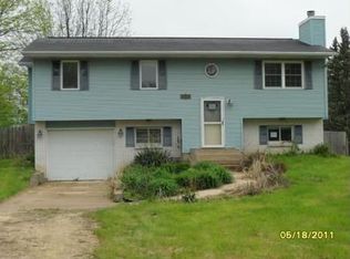 3685 Mill Rd, Cherry Valley, IL 61016