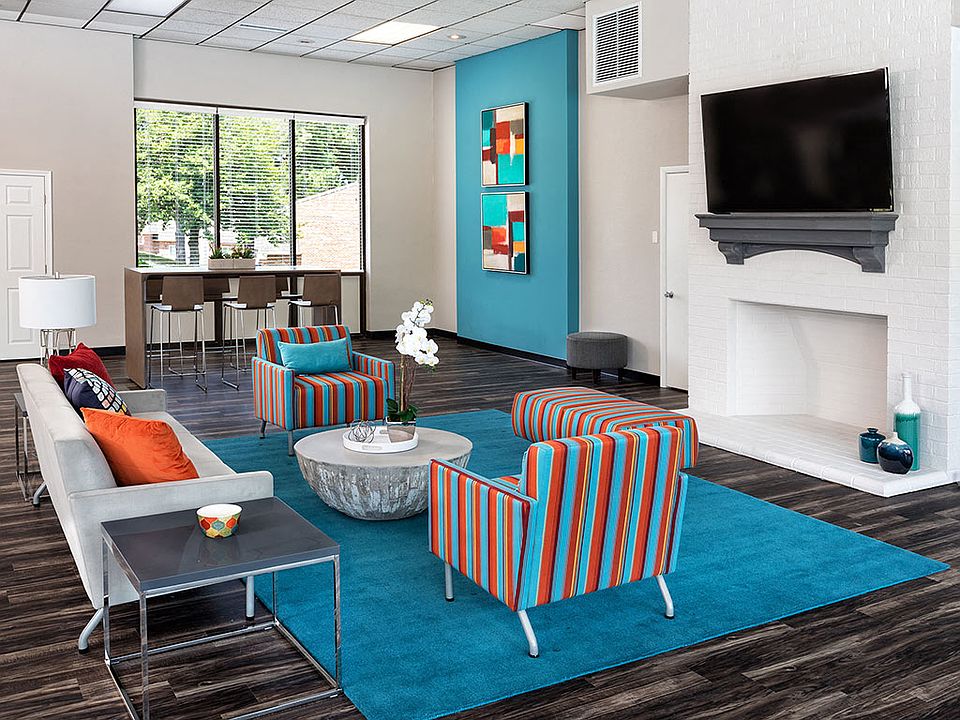 Lounge Area