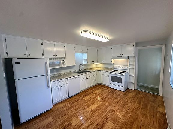 5th image of 822 Lincoln St