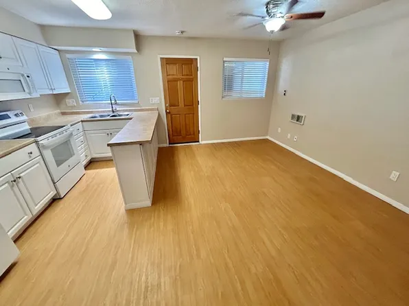 4488 Euclid Ave APT 13, San Diego, CA 92115