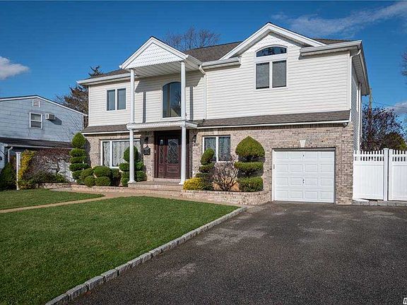3rd image of 3491 Clifton Blvd