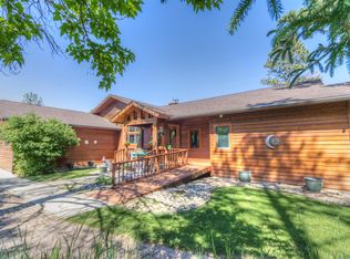 424 Flat Top Cir, Spearfish, SD 57783