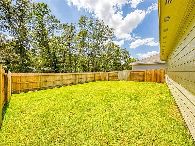 20930 Zuccala Dr — Photo 17