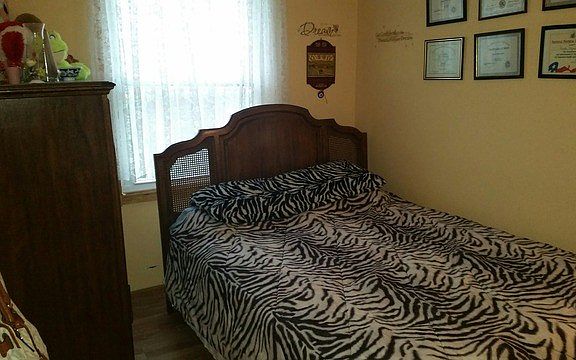3rd image of 8060 Catawba Ln