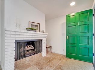 1831 Foursite Ln #11, Thousand Oaks, CA 91362