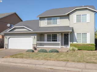 1201 Mountain View Ln, Molalla, OR 97038