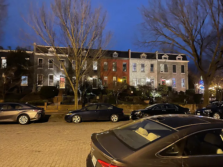 The pretty 300 block of South Carolina Ave SE.