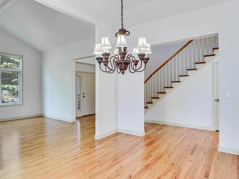22503 NE 98th Pl — Photo 8