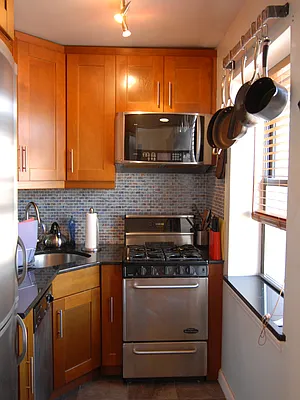 Sold by Sotheby's International Realty | media 6