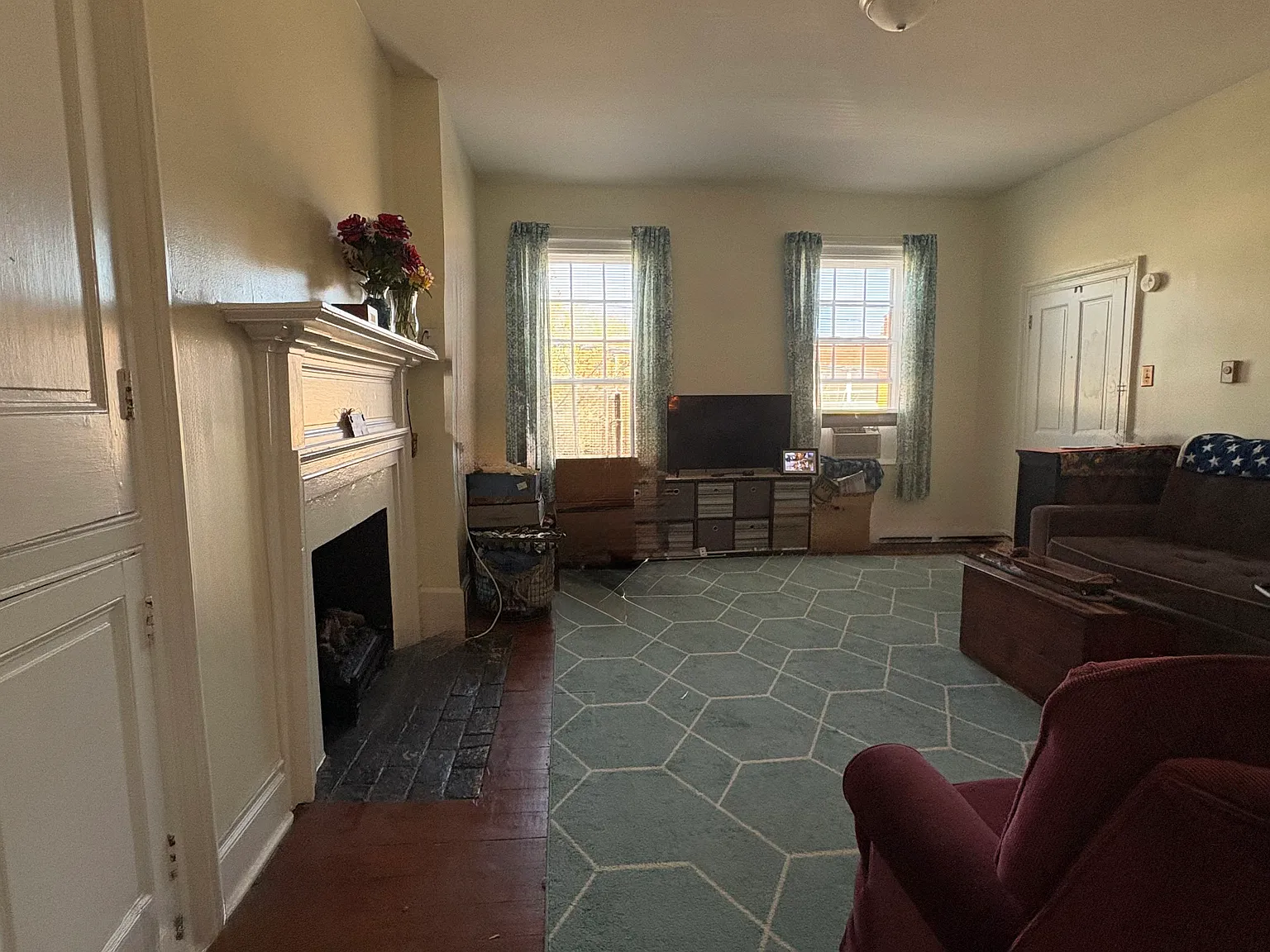 1 bed, 1200 sqft, $1,200 — Photo 4