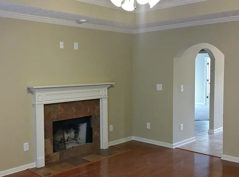 8709 Lindsey Ln — Photo 4