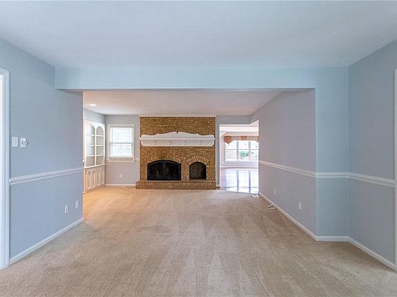 4th image of 1348 Fordyce Dr