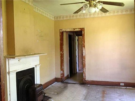 4th image of 1321-23 Franklin Ave