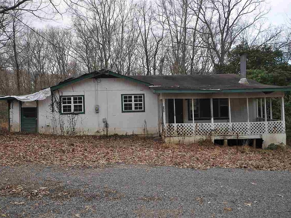 1st image of 127 Tearose Dr