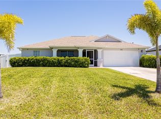 217 SW 31st Pl, Cape Coral, FL 33991