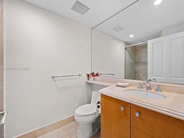 17875 Collins Ave #3205 — Photo 34