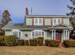815 Wilbur Ave, Swansea, MA 02777