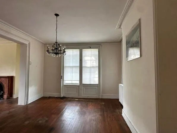 188 Davis Avenue image 7 of 14