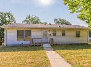 313 S Lincoln St, Knoxville, IA 50138