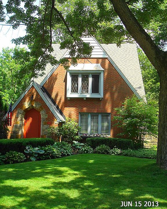 2nd image of 102 Jennette Dr