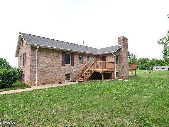 Exterior (Rear)