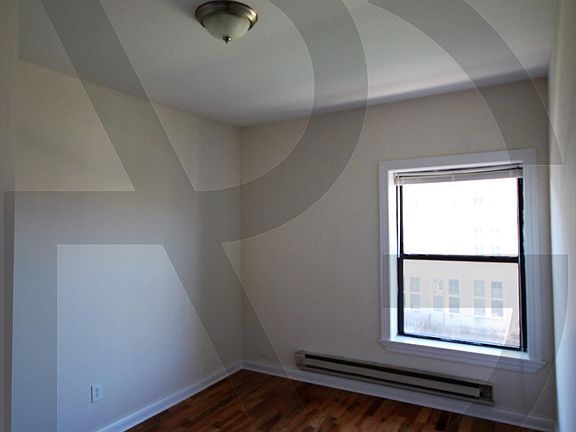 4th image of 817 W Waveland Ave #U3s