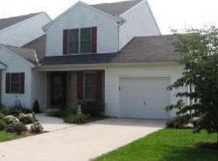 1228 Diamond St, Akron, PA 17501