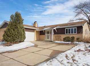 6913 Wilmette Ave, Darien, IL 60561
