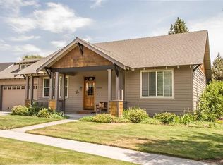 63226 Eastview Dr, Bend, OR 97701