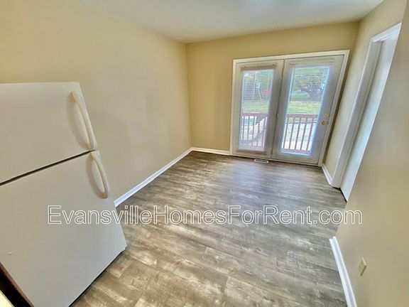 2nd image of 3000 W Maryland St APT 1B