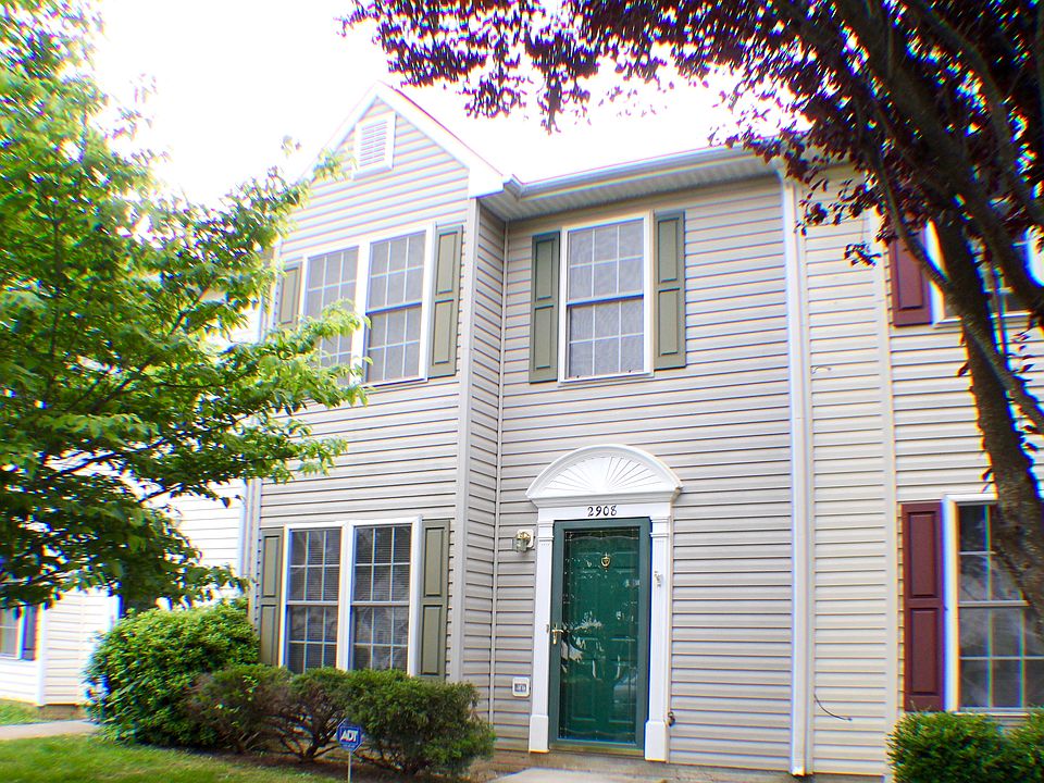 1st image of 2908 Broyhill Ct