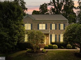 6321 Timarron Cove Ln, Burke, VA 22015