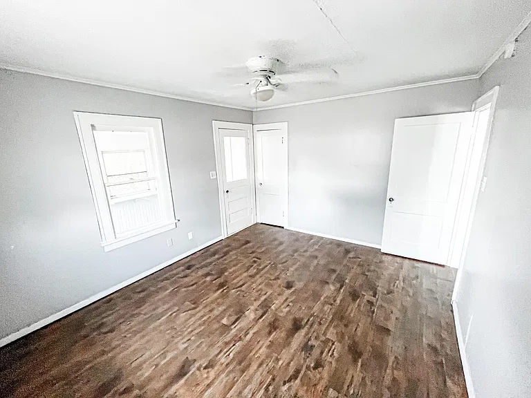 171 S Pence Ave — Photo 4