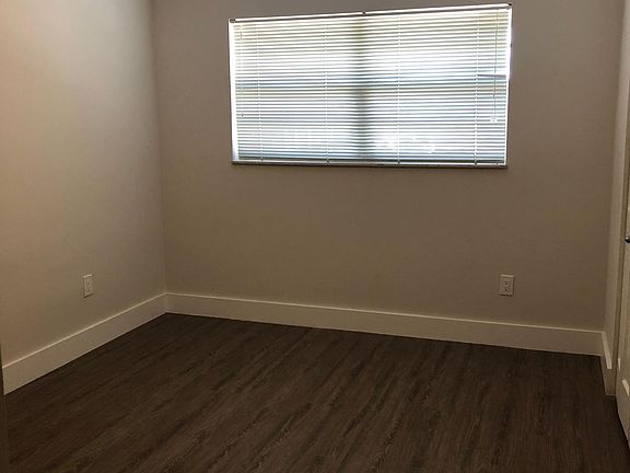 4th image of 15385 S Dixie Hwy APT 14