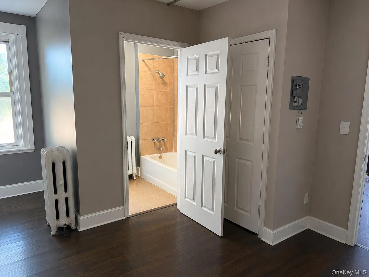 1 bed, 1.0 bath, 500 sqft, $1,400 — Photo 3