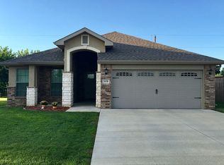 3038 Fairway Cir, Neosho, MO 64850