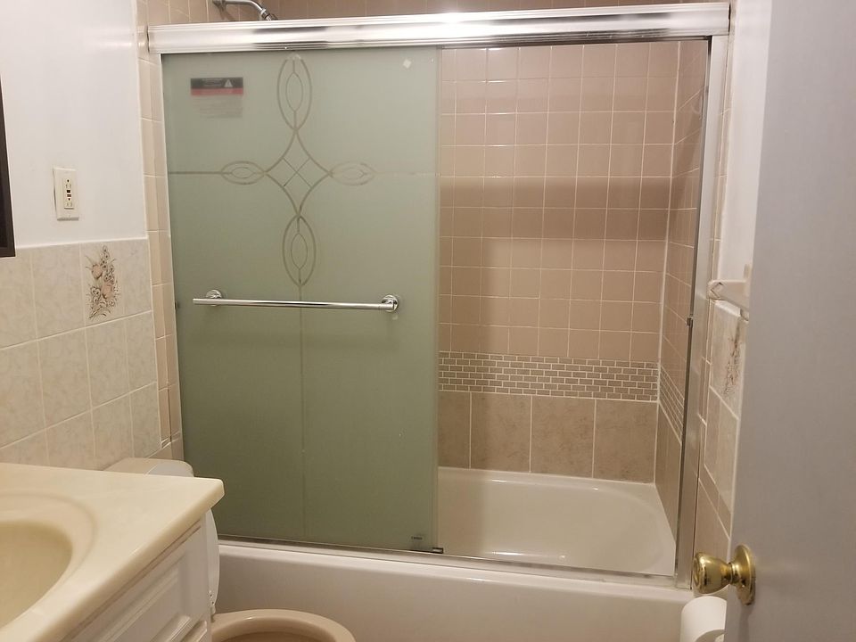 1st image of 21503 40th Ave #2