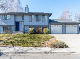 701 N Montana Pl, Kennewick, WA 99336
