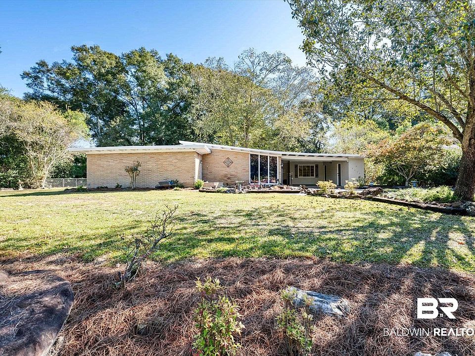 1st image of 2855 Demetropolis Rd