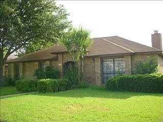 1st image of 4924 Clover Haven Cir