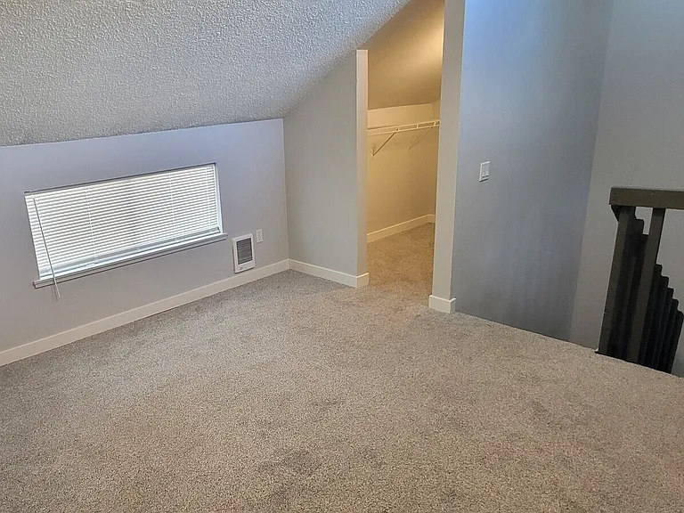 1830 W Maxwell Ave #2 — Photo 12