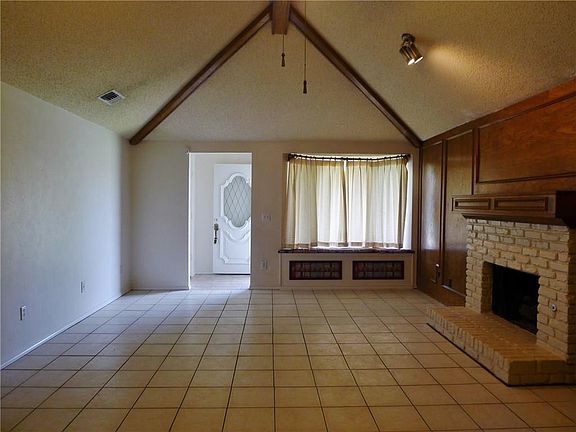 2nd image of 1104 University Dr