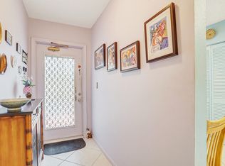 7300 Lake Circle Dr APT 302, Margate, FL 33063