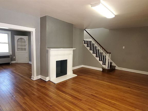 1916 Remington Living Room 2