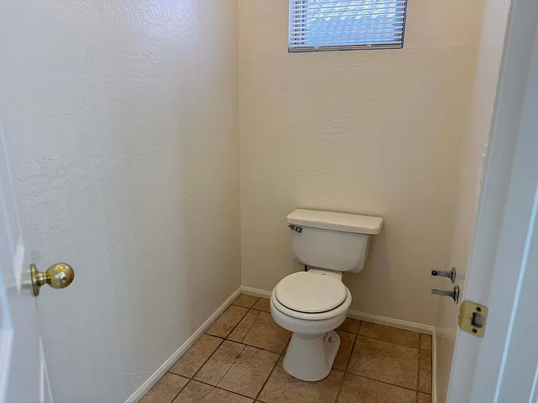 7339 E Lakeview Ave — Photo 10