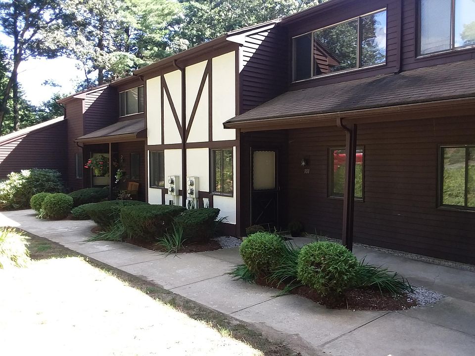 1st image of 101 Highwood Dr #101