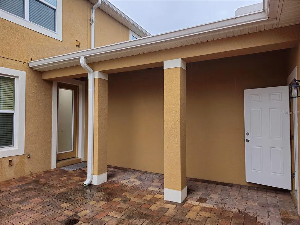 3 bed, 2.5 bath, 1644 sqft, $2,750 — Photo 4